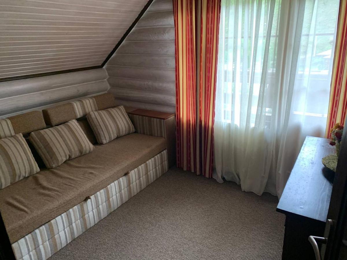 Готель Жди Ня Єво Instagram Zhdenievo Hotel Zhdeniievo Bagian luar foto